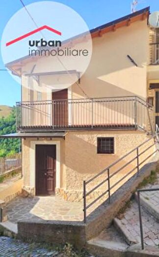 Appartamento trilocale in vendita in Via dei Villini, L'Aquila