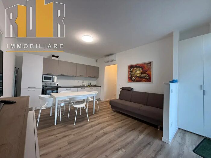 Appartamento trilocale in vendita in Via Francesco Bonafede, Padova