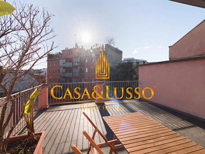 Appartamento bilocale in affitto in Moscova, Milano