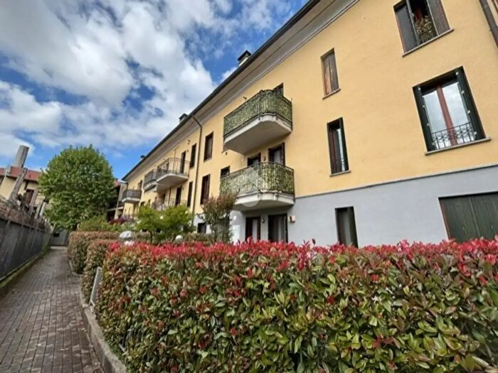 Appartamento bilocale in vendita in Via Francesco Petrarca, Corbetta