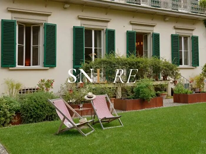 Appartamento con 6 locali in affitto in Piazza Massimo dAzeglio, Firenze