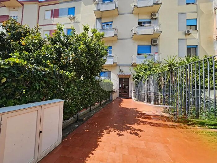 Appartamento trilocale in vendita in Largo dellAquila, Palermo