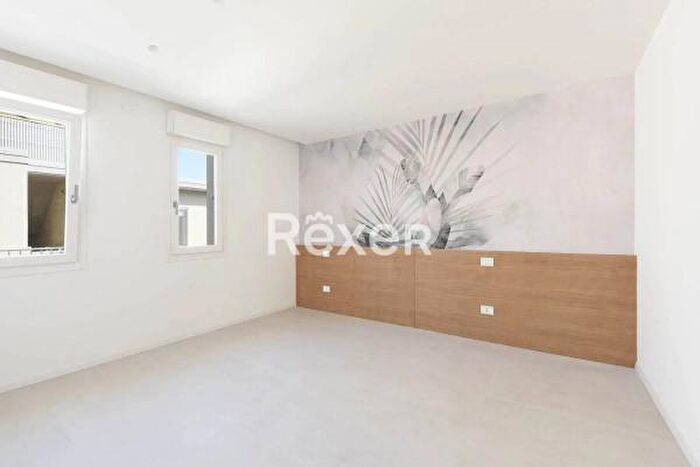 Appartamento trilocale in vendita in Via Domenico Cimarosa, Lignano Sabbiadoro