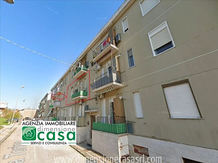 Appartamento con 6 locali in vendita in Via Torino, San Cataldo