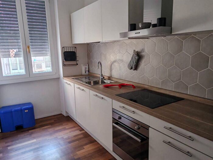 Appartamento quadrilocale in affitto in Via Cesare Battisti, Cittadella Porta Nuova, Verona