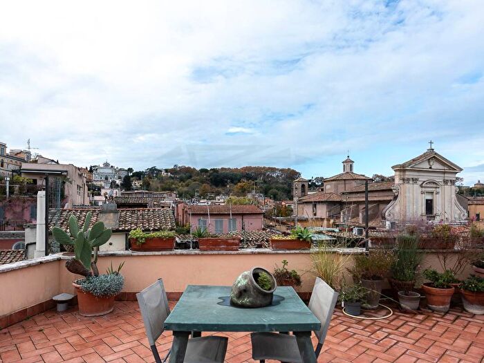 Casa bilocale in affitto in Vicolo del Bologna, Trastevere, Roma