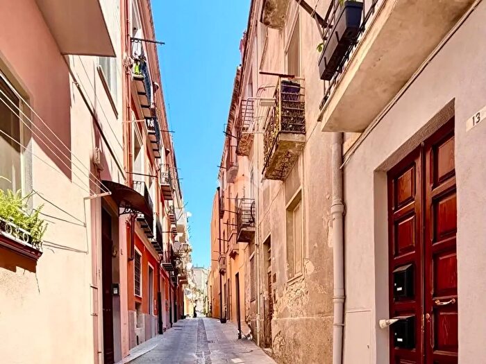 Appartamento bilocale in vendita in Via Santa Restituta, Cagliari