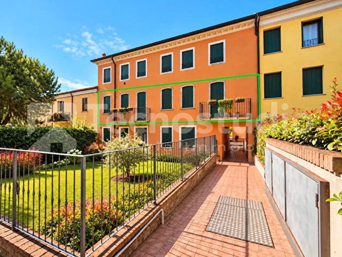 Appartamento trilocale in vendita in Cologna Veneta