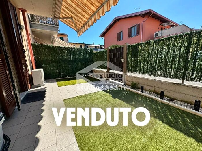 Appartamento bilocale in vendita in Via Firenze, Calvenzano