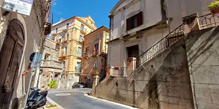 Appartamento quadrilocale in vendita in Vico III Frischera, Cetraro