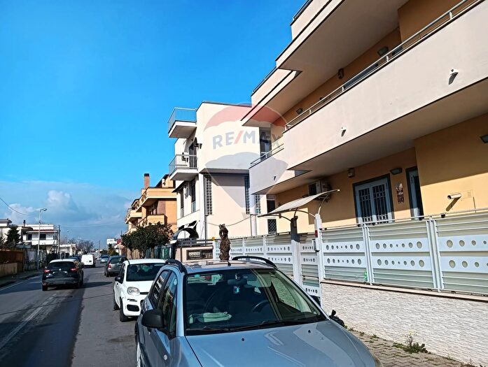 Appartamento trilocale in vendita in Pomigliano DArco