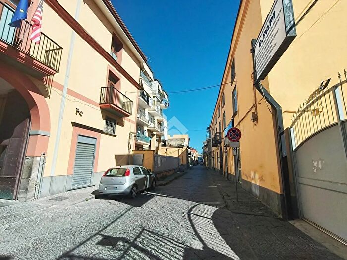 Casa bilocale in vendita in Via Vittorio Imbriani, Pomigliano DArco