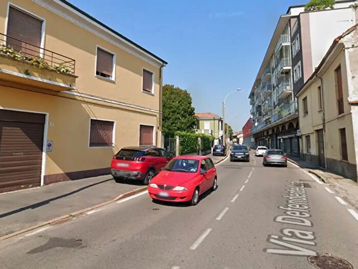 Case in Vendita e in Affitto - 3