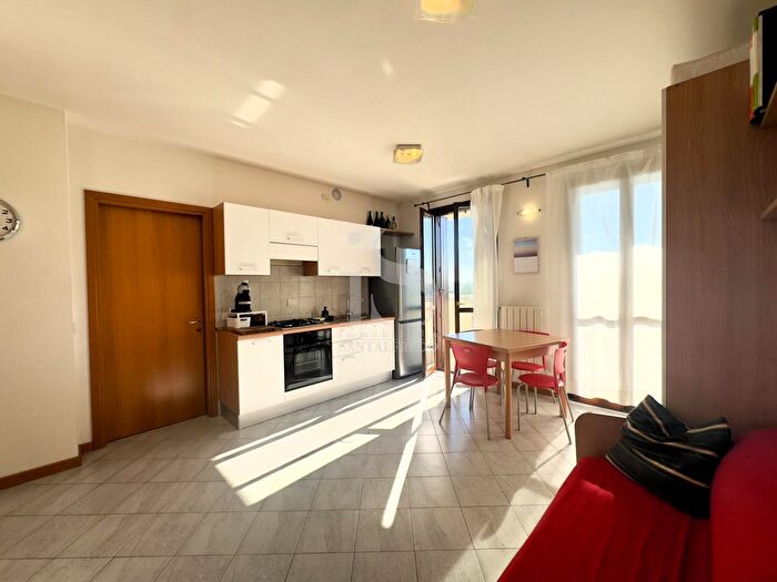 Appartamento monolocale in vendita in Via Scacabarozzi, Ornago