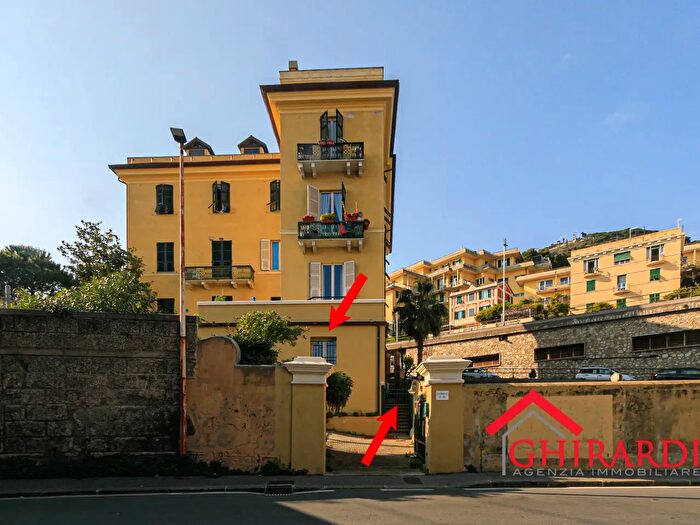 Appartamento trilocale in vendita in Via Guglielmo Oberdan, Genova