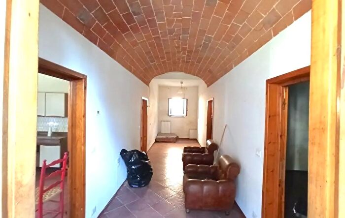 Appartamento trilocale in vendita in Via Coppi E Bartali Casa Linari Usella Cantagallo Unione dei Comuni Val di Bisenzio Prato Toscana Italia, Cantagallo