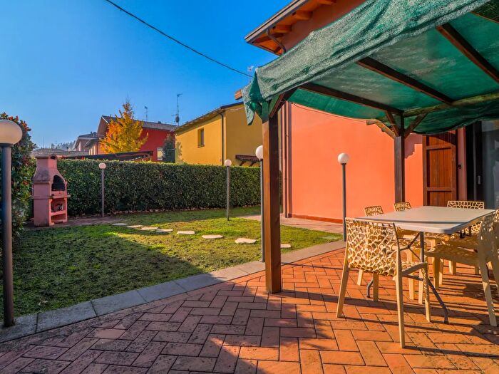 Casa quadrilocale in vendita in Via XXV Aprile, Monte San Pietro