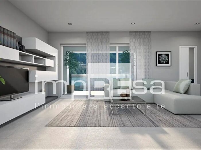 Casa quadrilocale in vendita in Via Nervesa, Susegana