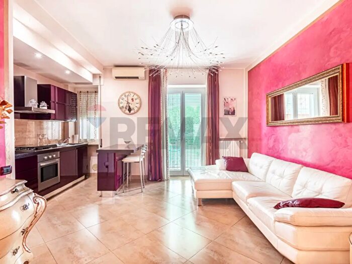 Appartamento bilocale in affitto in Via Ariosto, Rozzano