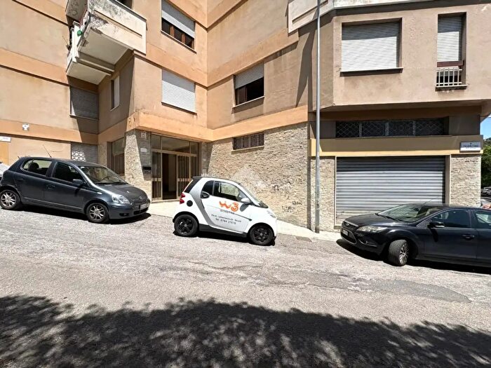 Appartamento trilocale in vendita in Viale Francesco Ciusa, Nuoro