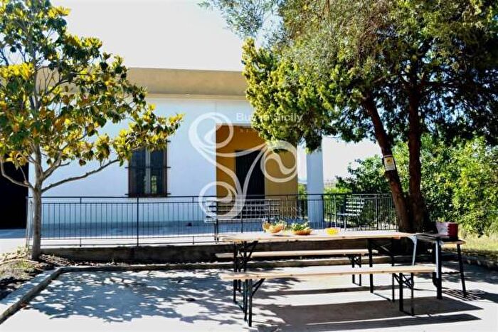 Casa con 6 locali in vendita in Strada Provinciale, Noto