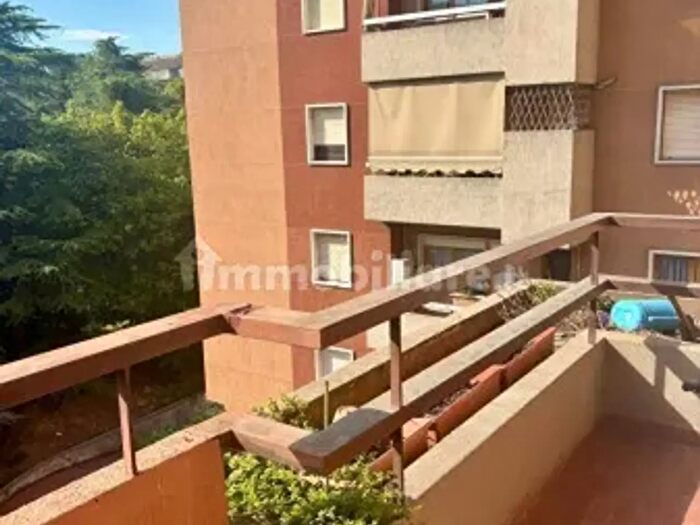 Appartamento trilocale in vendita in Via Cipro, Brescia