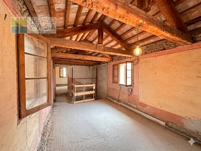 Casa quadrilocale in vendita in Via Centa, Villorba