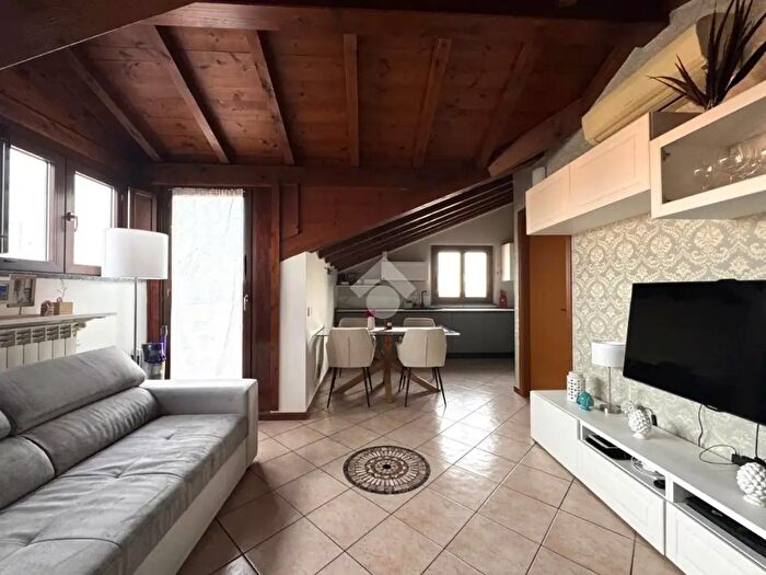 Appartamento trilocale in vendita in Via Caravaggio, Basiano