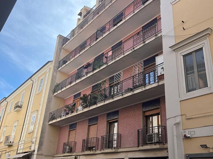 Appartamento trilocale in affitto in Via San Carlo, Centro Storico Corso Trieste, Caserta