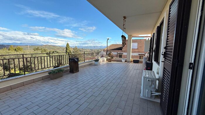 Appartamento quadrilocale in vendita in Via Le Piane, Capena