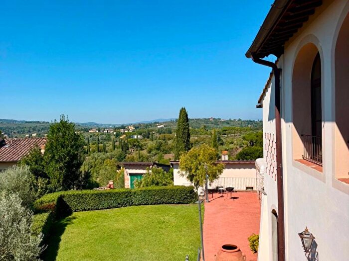 Appartamento bilocale in affitto in Via Suor Maria Celeste, Cinque Vie, Firenze