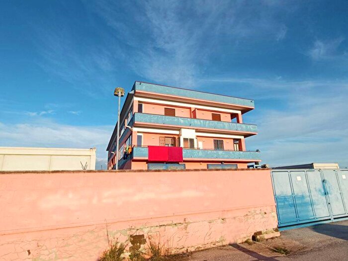 Appartamento trilocale in affitto in Via Domiziana, Mondragone