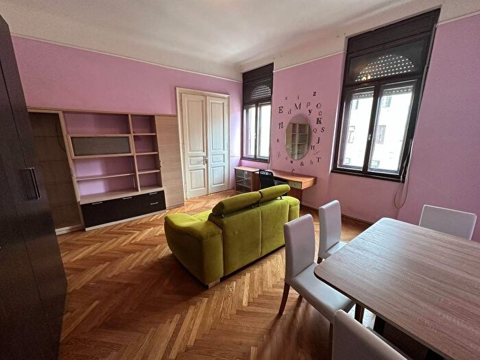 Appartamento bilocale in affitto in Via Galileo Galilei, Giardino Pubblico, Trieste