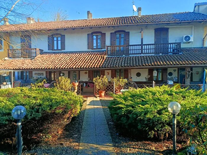 Casa con 5 locali in vendita in Via Deambrogio, Motta De Conti