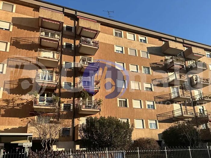 Appartamento bilocale in vendita in Viale Suzzani, Milano