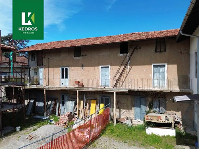 Casa con 5 locali in vendita in Via Micca, Varese