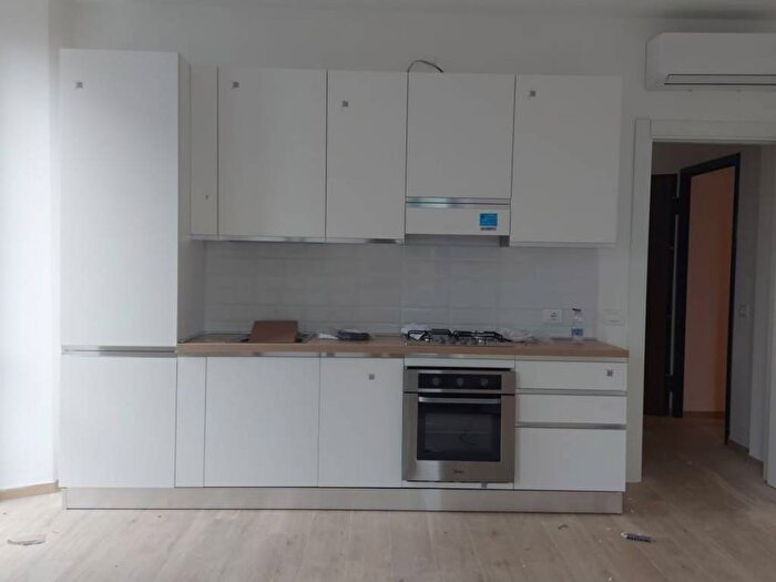 Appartamento trilocale in affitto in Centro, Langhirano