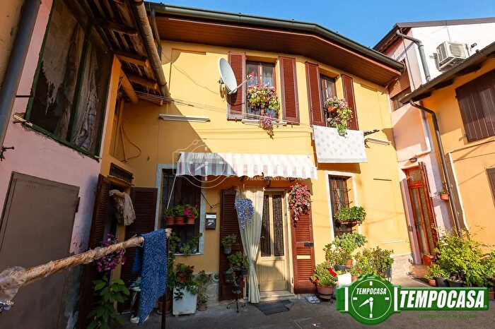 Casa trilocale in vendita in Via Giuseppe Giusti, Soresina