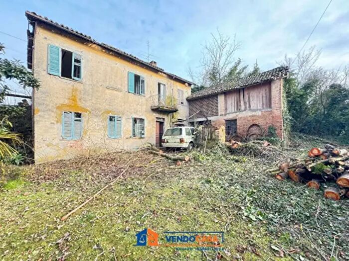 Casa quadrilocale in vendita in Via La Pietra, Vaglio Serra