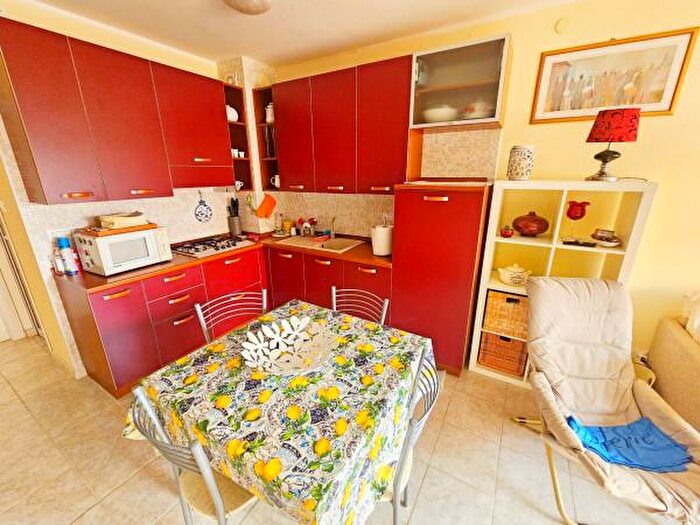 Appartamento trilocale in vendita in Viale dei Lecci, Comacchio