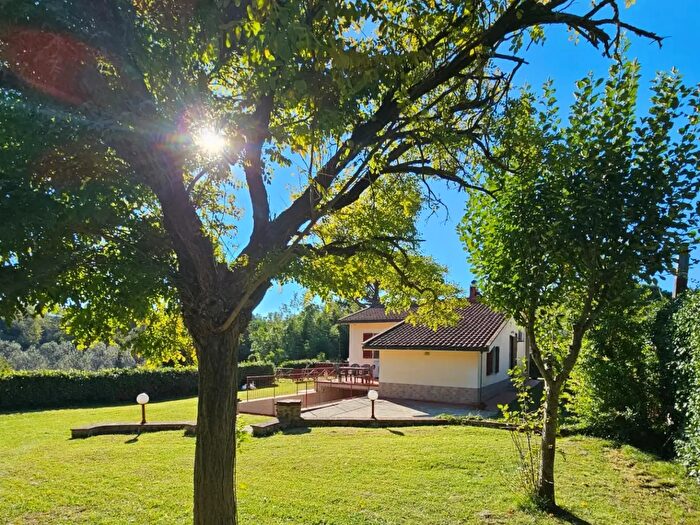 Casa con 5 locali in vendita in a Collicchio, Crespina Lorenzana