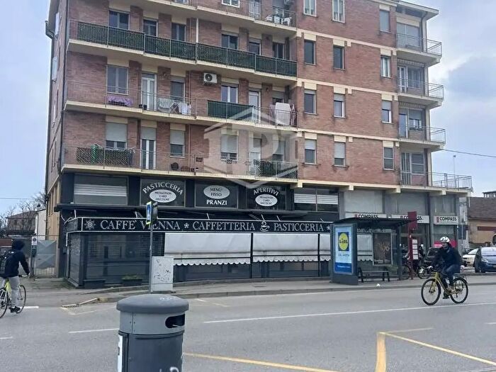 Appartamento quadrilocale in vendita in Via Bologna, Ferrara