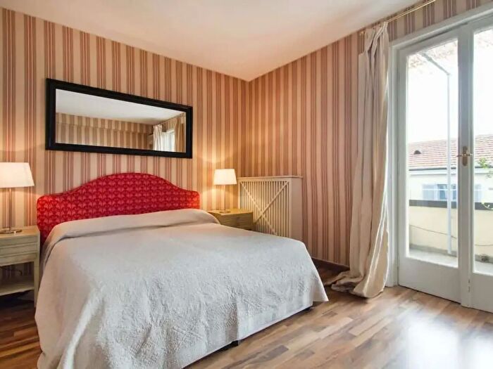 Appartamento in affitto in Via SantAndrea, Milano