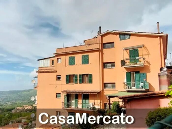 Appartamento bilocale in vendita in Via Giuseppe Lucatelli, Rocca Di Papa