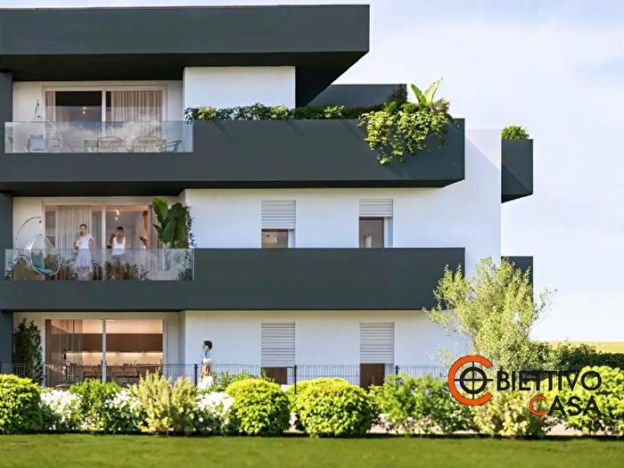 Appartamento quadrilocale in vendita in Via Santa Lucia, Campodarsego