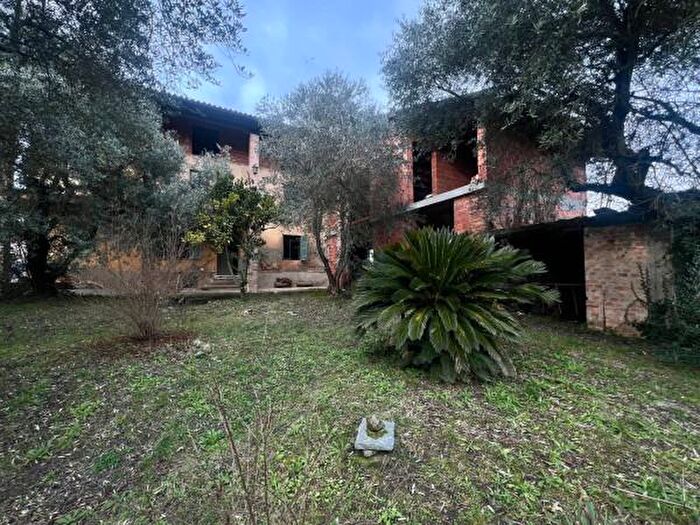 Casa con 5 locali in vendita in Via Bordina, Mombaruzzo