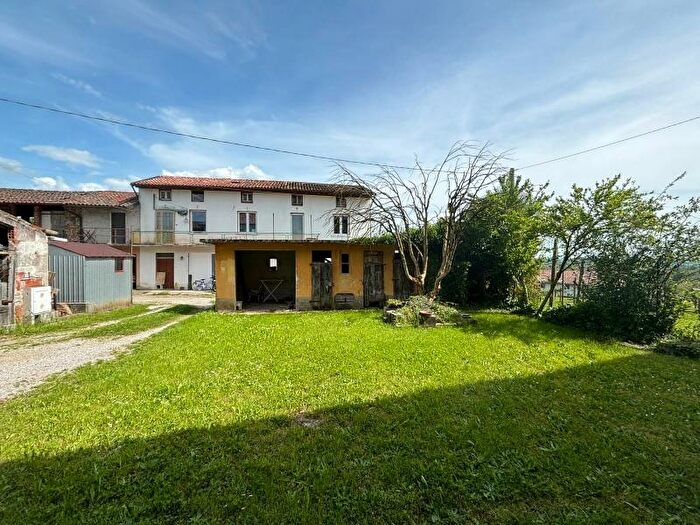 Casa quadrilocale in vendita in Via Borgo di Sopra, Cassacco