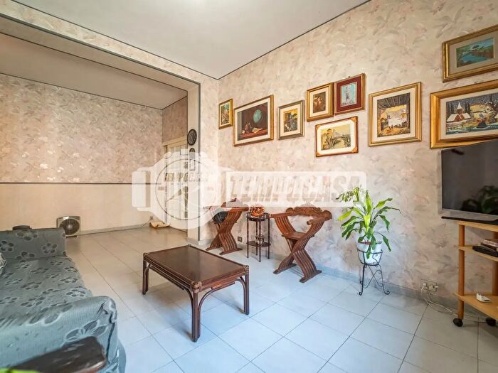 Appartamento trilocale in vendita in Roma