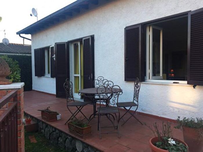 Casa con 5 locali in affitto in Forte Dei Marmi