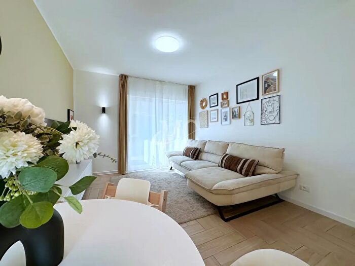 Appartamento quadrilocale in vendita in Via Stivo, Rovereto